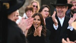 Eva Longoria s'est essayé à la danse bretonne. @Guillaume Saligot