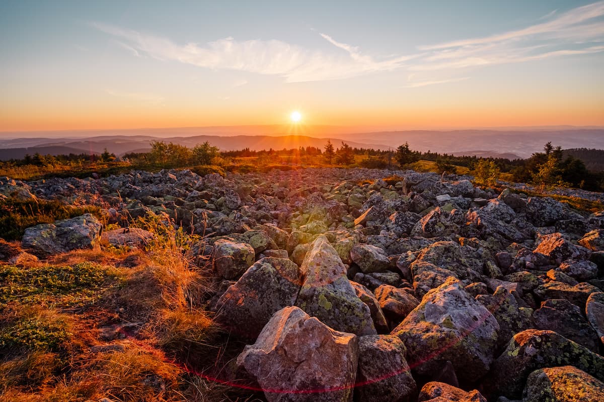 Panorama depuis le Crêt de la Perdrix au Mont Pilat