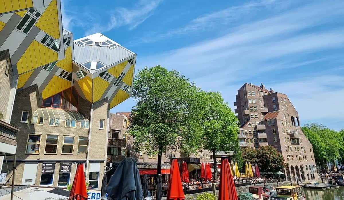 Les maisons cubiques de Rotterdam par Piet Blom : paysage 