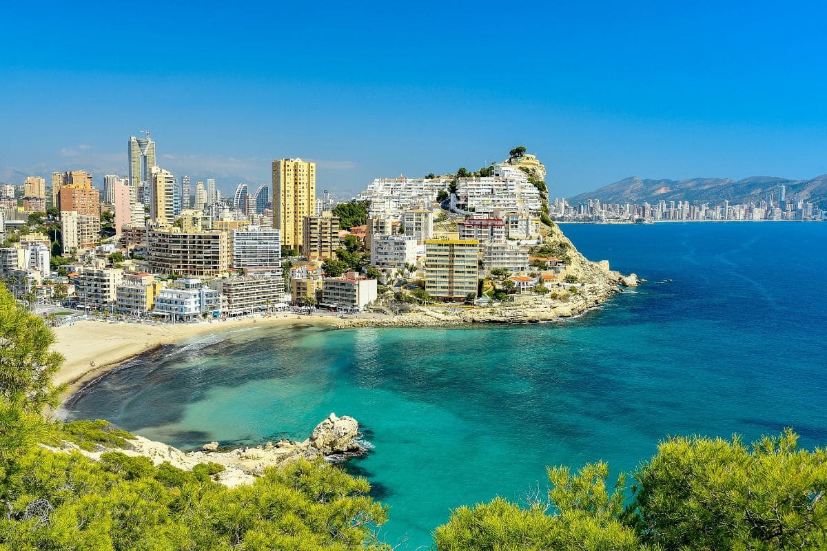 Côte de Benidorm en Espagne © Canva - Zigzag