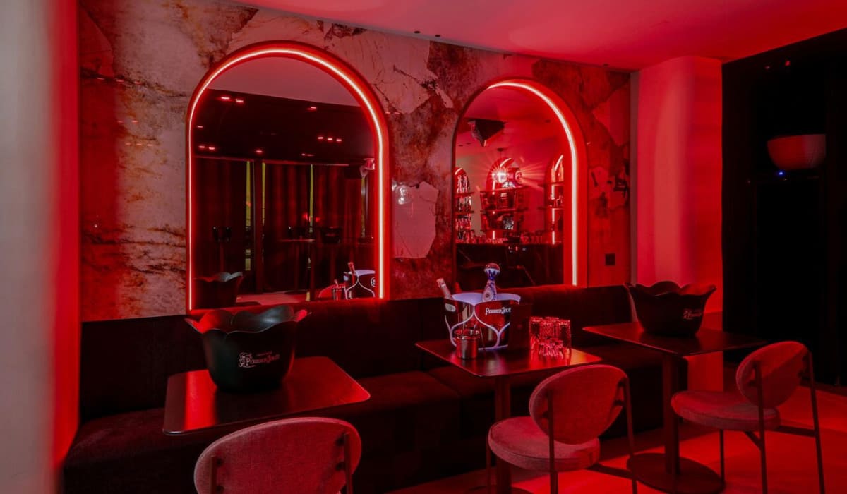 Fauteuils bar Bellini rue Sainte à Marseille
