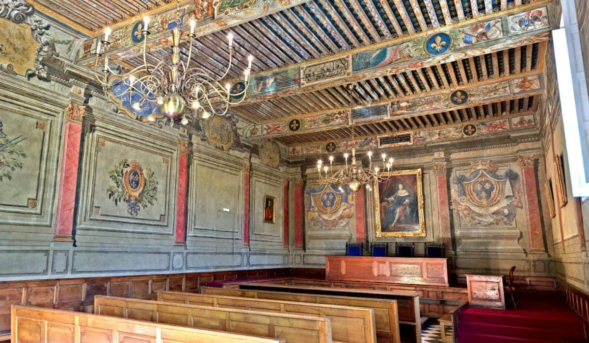 La salle d'audience du parlement de Trévoux
