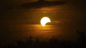 Éclipse solaire 12 août 2026 © Canva - Lille Zigzag