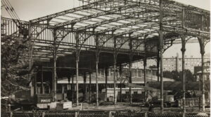 Démantèlement de la Halle aux Moutons de La Villette à Paris en 1986