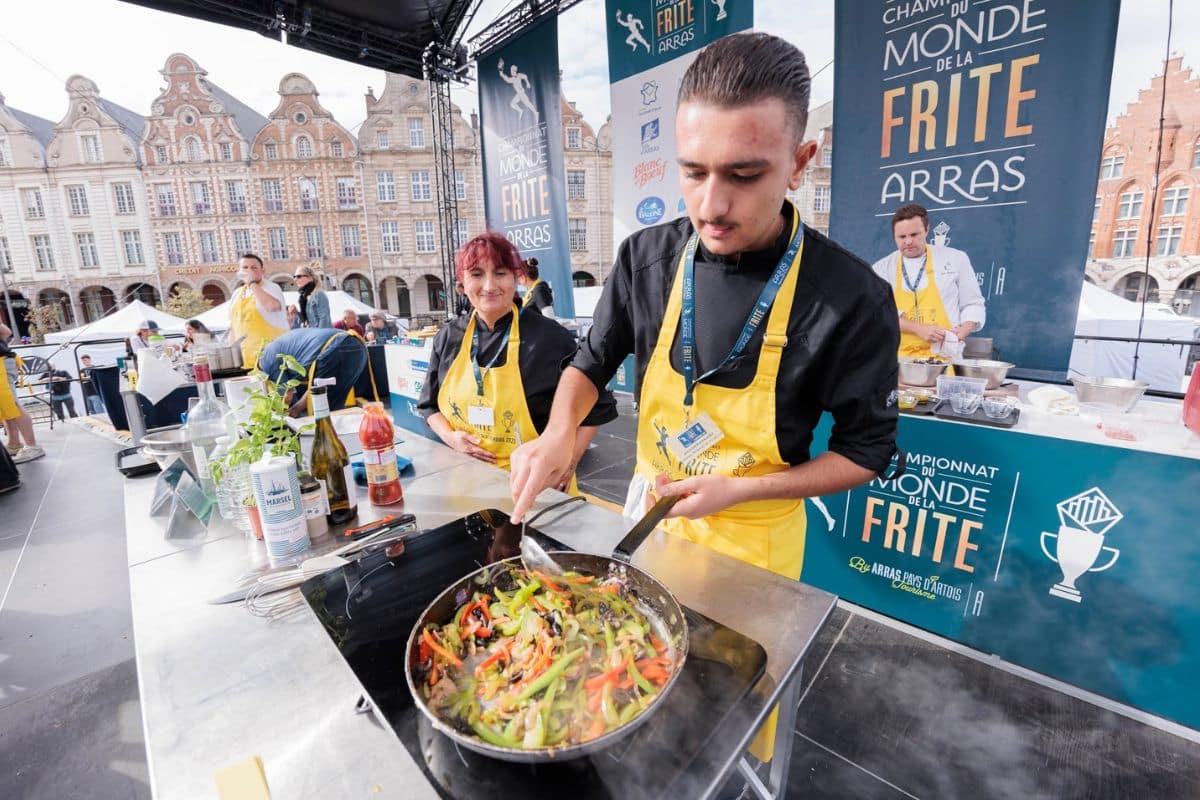 Championnat du monde de la Frite à Arras © Arras Pays d'Artois Tourisme - Lille Zigzag