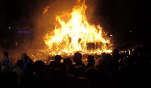 Feu de la Saint-Jean moderne