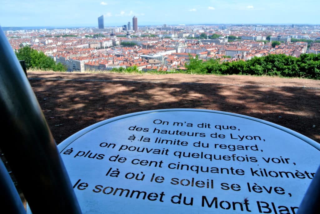 Chaises Jardin Des Curiosités Lyon